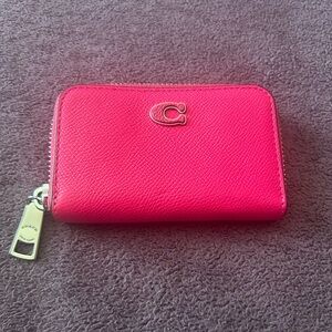 Coach Zip Around Card Case Dragon Fruit